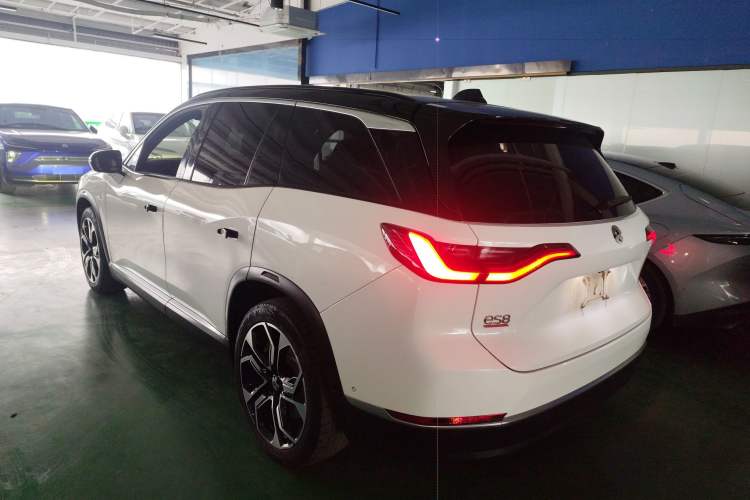 Used Nio ES8 2020 415 km Range 6-Seater Version