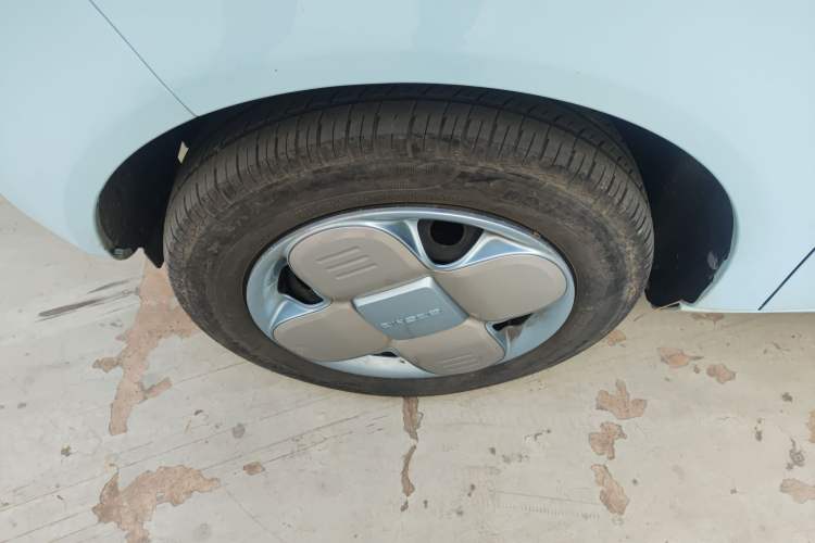 Used Geely Galaxy Panda 2024 Panda Mini 200km Endurance Bear
