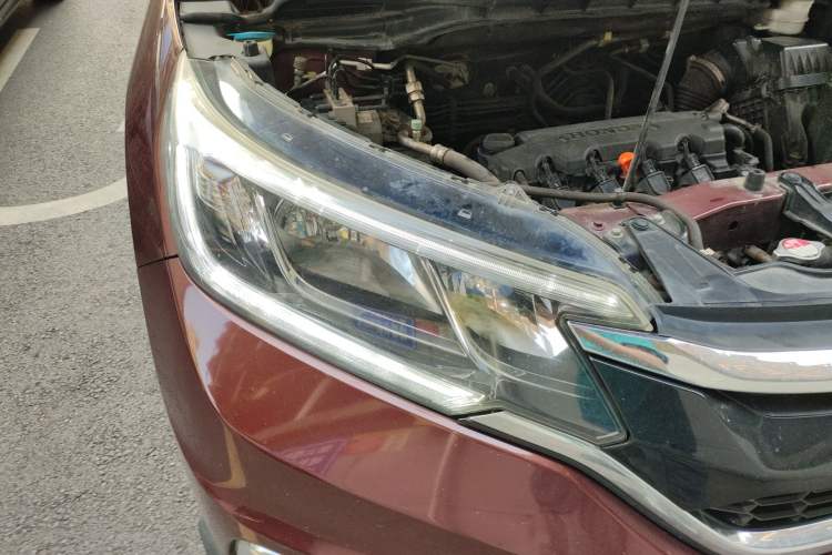 Used Honda CR-V 2016 2.0L two-wheel drive Urban Edition Right Front Headlight