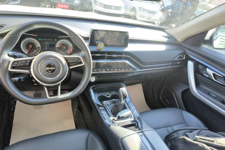 Used Zotye T500 2018 1.5T Manual Luxury Model
