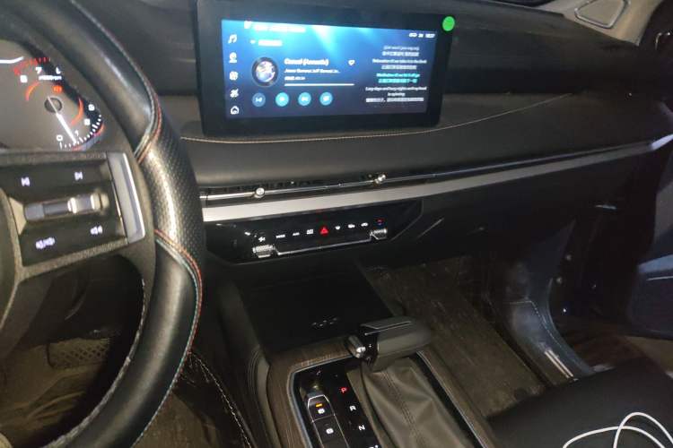 Used Wuling Jiachen 2022 1.5T CVT Deluxe Flagship Edition Audio And AC Panel