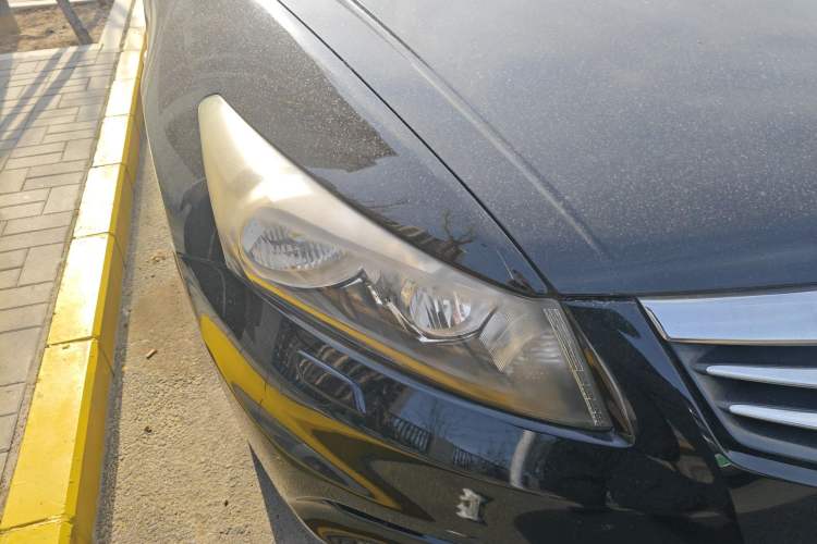 Used Honda Accord 2012 2.0L SE Right Front Headlight