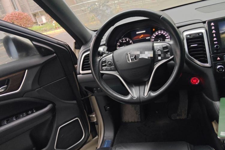 Used Honda UR-V 2017 370TURBO 2WD Prestige Edition China V
