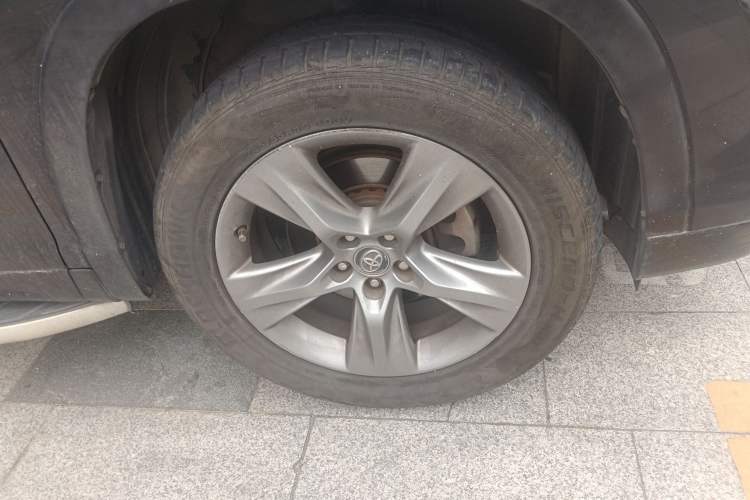 Used Toyota Highlander 2015 2.0T Two-Wheel Drive Luxury Edition 7 Seats
