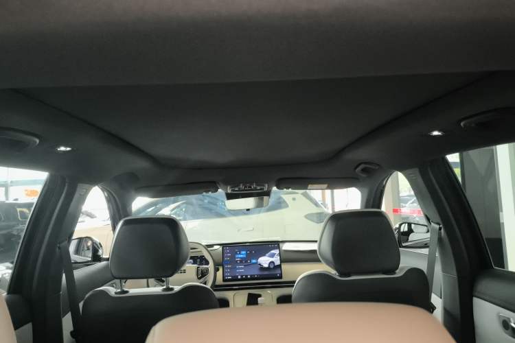 Used Geely Galaxy Galaxy Xingjian 7 EM-i 2025 120km Exploration+ Version