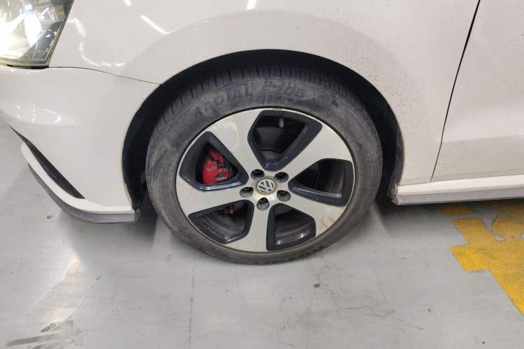 Used Volkswagen Polo 2015 1.4TSI GTI
