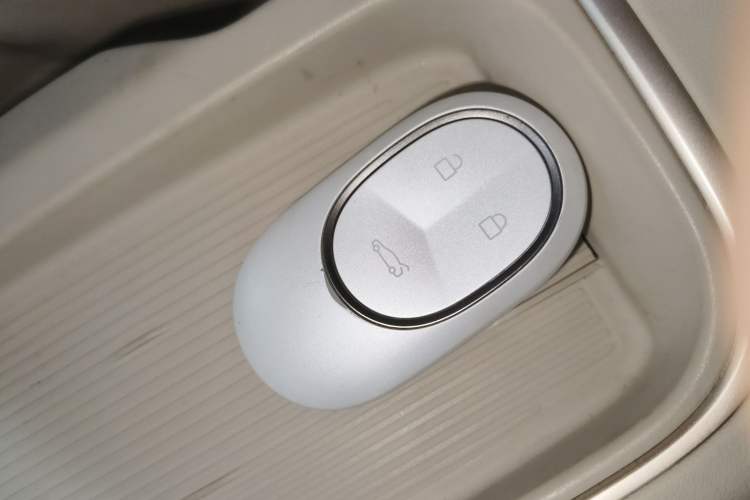 Used Nio ES6 2024 75 kWh