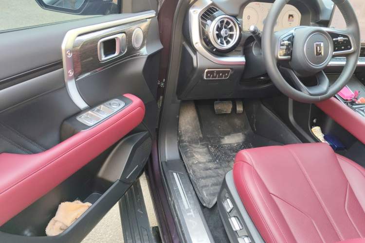 Used Tank 400 New Energy 2026 Model—Hi4-T Smart Enjoyment Version Steering Wheel