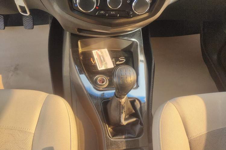 Used Wuling Hongguang 2014 1.5L S Standard Version
