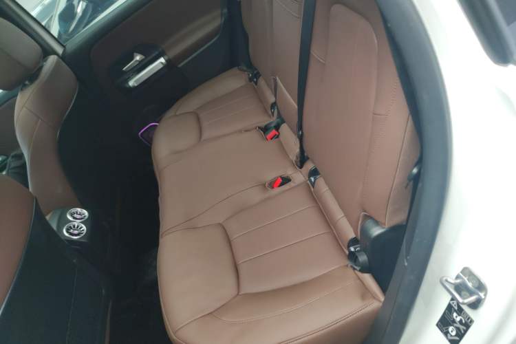 Used Mercedes-Benz GLB 2024-Year Restyled GLB 200 Dynamic Edition