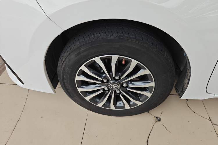 Used Toyota Corolla 2017 Revised Version 1.2T S-CVT GL Left Front Wheel Hub