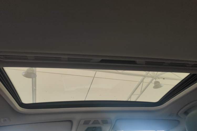 Used BMW 3 Series 2014 320Li Fashion Model Headliner