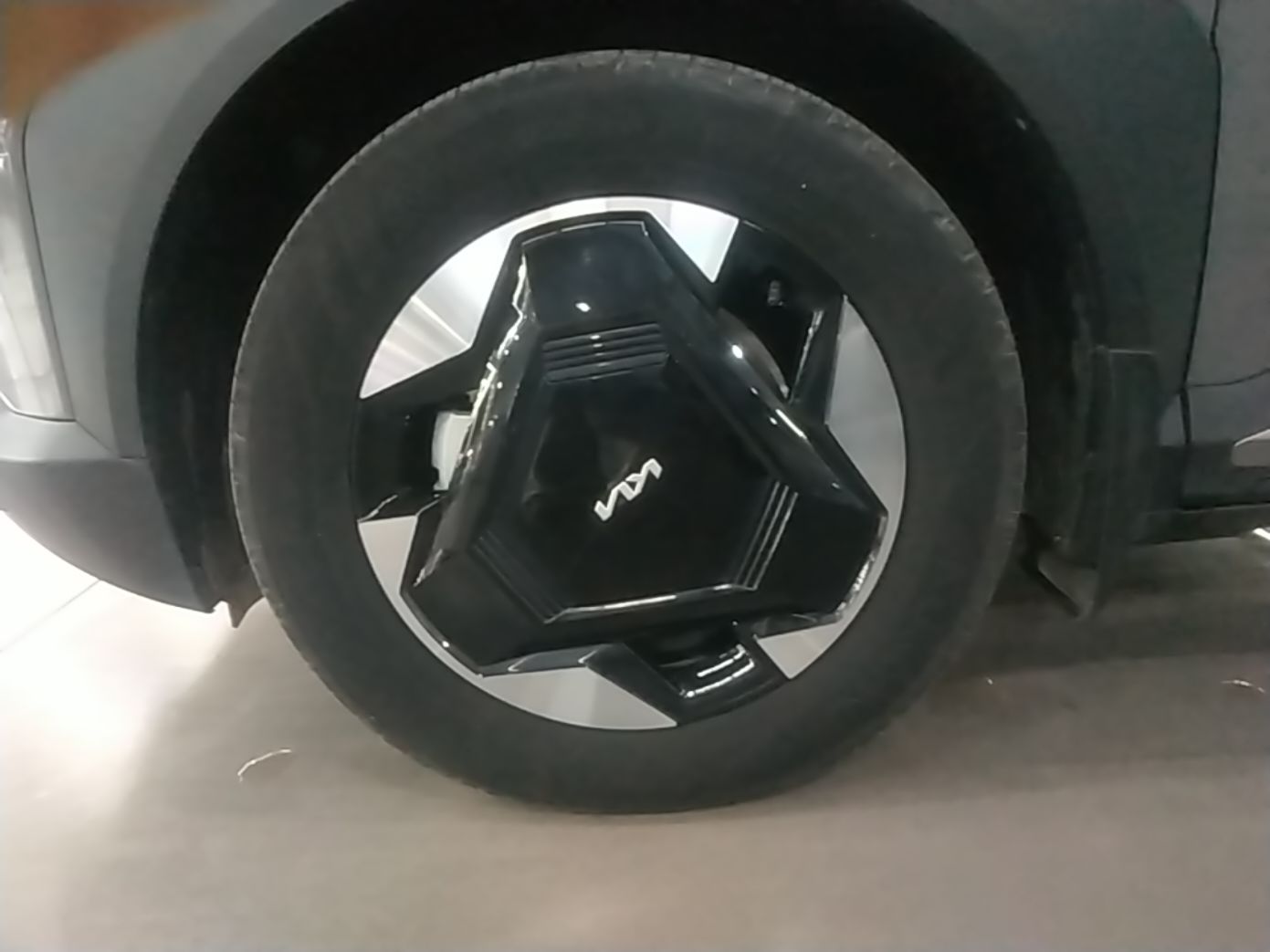 Kia EV5 2024 530 Air — снимка 10
