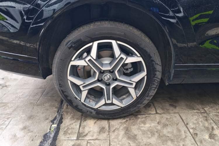 Used JETOUR Shanhai L7 Plus 2025 Model 220km Elite Edition, 5 Seats Right Rear Wheel Hub