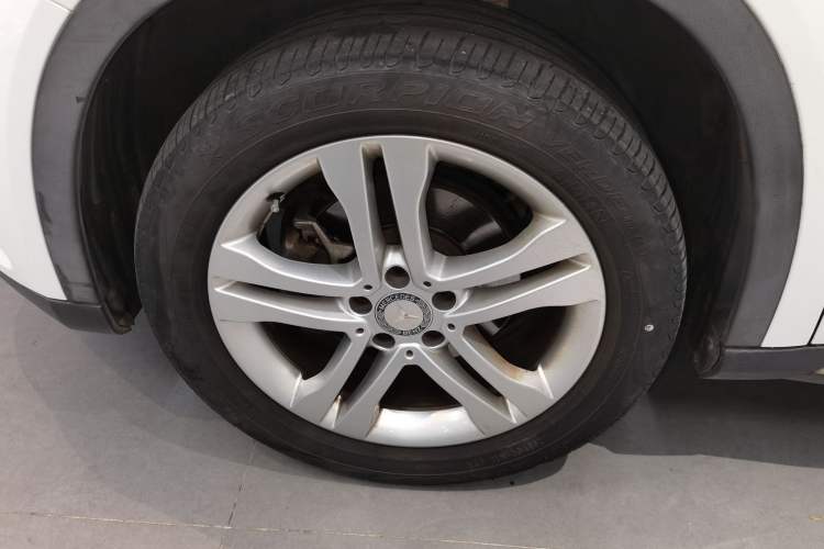 Used Mercedes-Benz GLA 2016 GLA 200 Sport Edition Left Front Wheel Hub