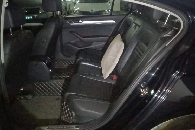 Used Volkswagen Magotan 2018 330TSI DSG Advanced Model