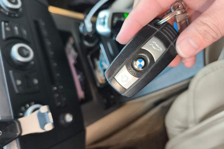 Used BMW 5 Series 2008 523Li Luxury Edition Vehicle Key