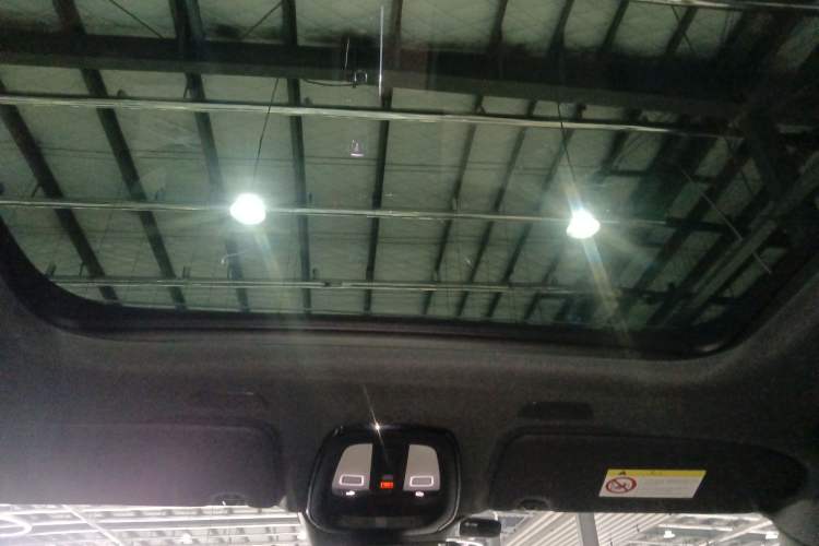 Used Volvo XC60 New Energy 2024 T8 Plug-in Hybrid Long-Range All-Wheel Drive Smart Luxury Edition
