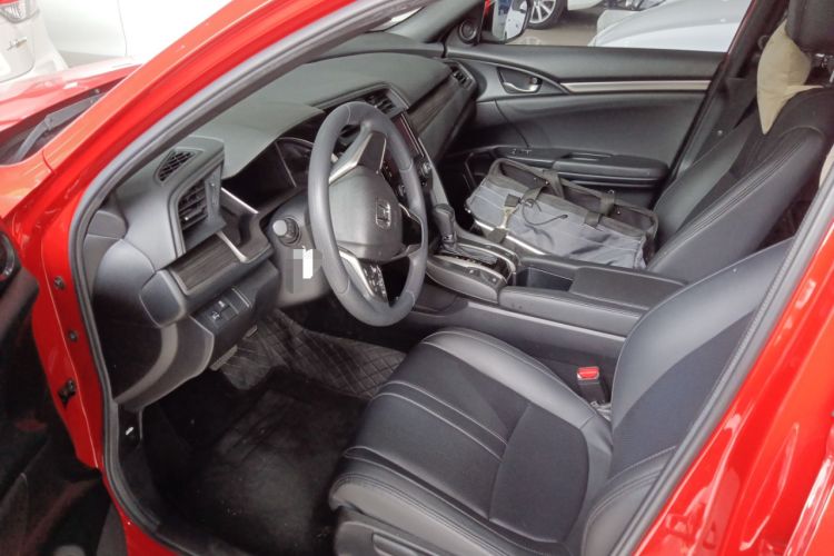 Used Honda Civic 2021 HATCHBACK 220TURBO CVT New Trendsetter Left Front Seat
