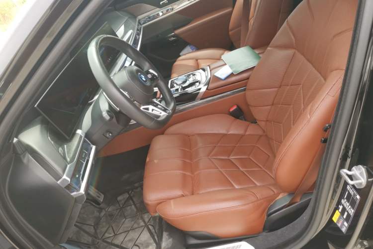 Used BMW i7 2023 eDrive50L Prestige M Sport Package
