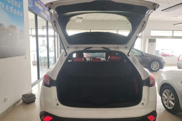 Used Mazda CX-4 2018 2.0L Automatic Two-Wheel Drive Blue Sky Premium Upgrade Version China V Standard Trunk