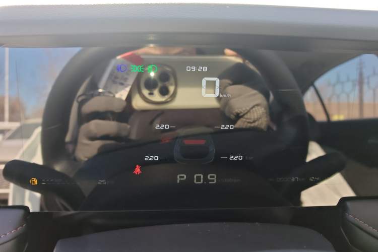 Used Roewe i5 2026 Model 1.5L CVT Luxury Version
