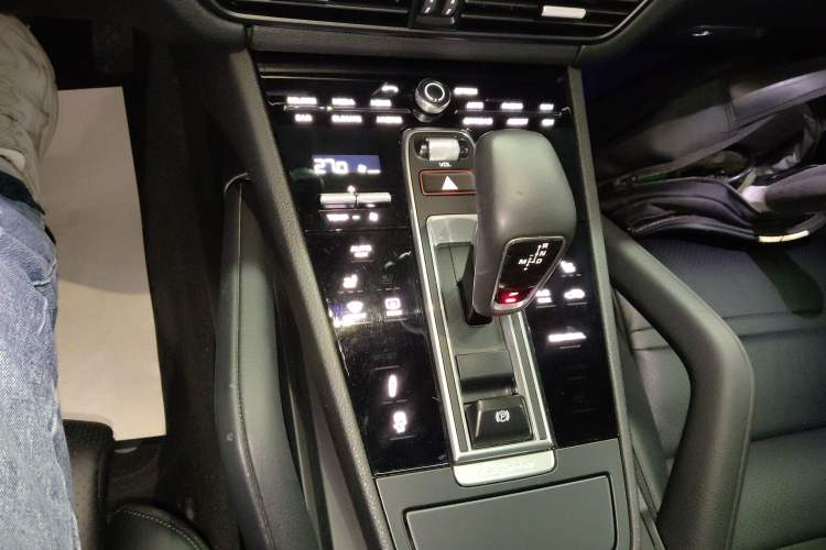 Used Porsche Cayenne E-Hybrid 2019 Cayenne E-Hybrid 2.0T