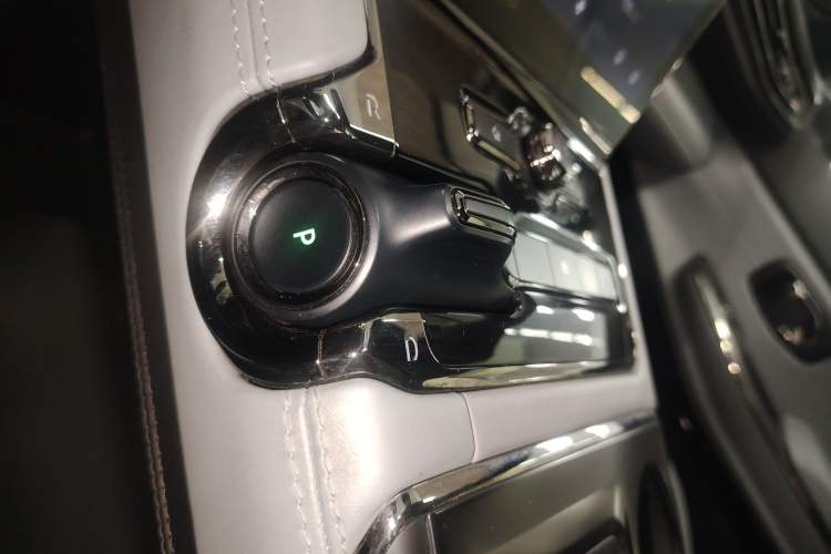 Used Nio ES8 2020 415 KM Signature Edition 7-Seater Version
