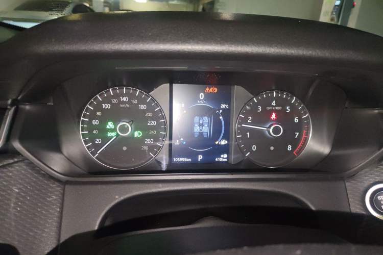 Used Land Rover Range Velar 2017 P250 S Instrument Cluster