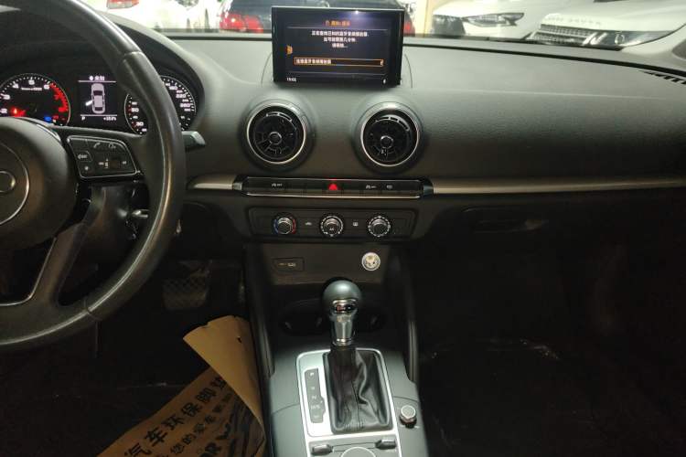 Used Audi A3 2019 Limousine 35 TFSI Ambition China V
