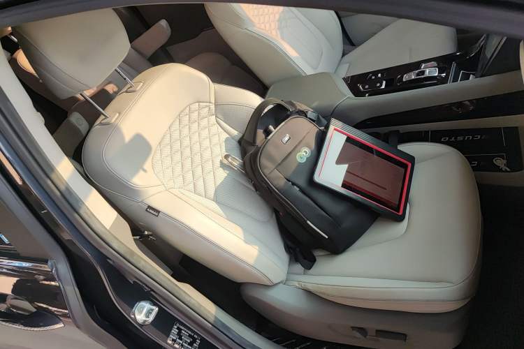 Used Hyundai Custo 2021 380TGDi Smart Love Flagship Edition TOP Premium Right Front Seat