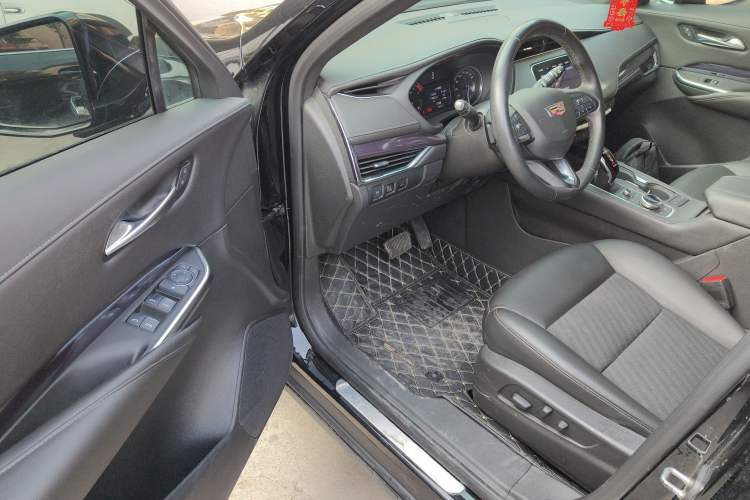 Used Cadillac XT4 2022 28T Two-Wheel Drive Fashion Edition
