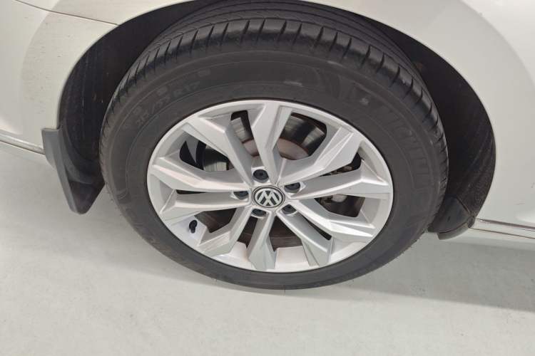 Used Volkswagen Magotan 2018 330TSI DSG Luxury Model
