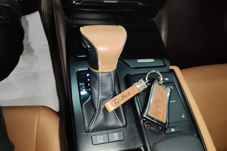 Used Lexus ES 2020 200 Excellence Edition