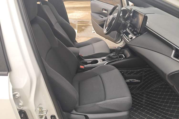 Used Toyota Levin 2022 TNGA 1.5L CVT Leading Edition Right Front Seat