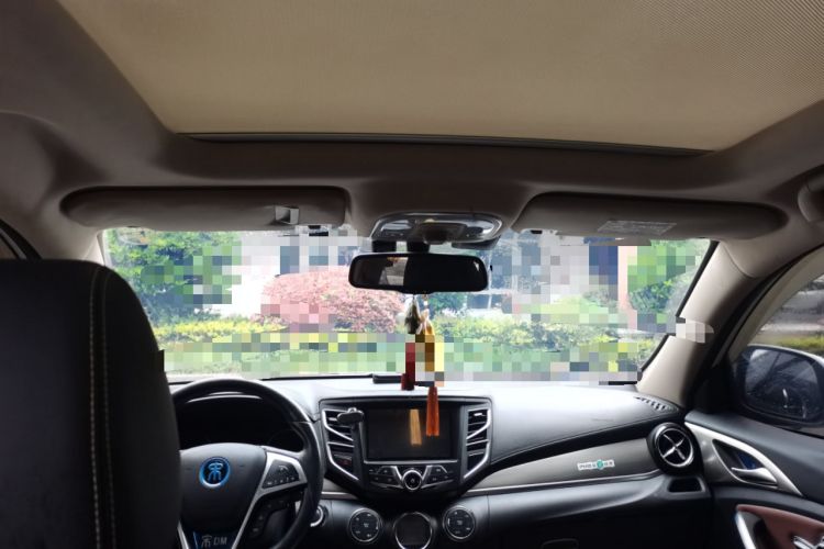 Used BYD Song New Energy 2017 Song DM 1.5TID All-Wheel Drive Prestige Model Headliner