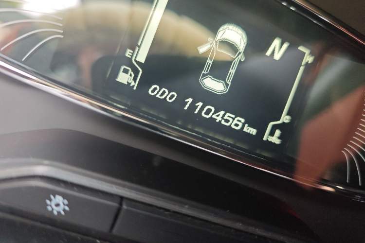 Used Baojun 510 2017 1.5L Automatic Luxury Model Odometer Close Up