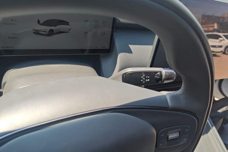 Used XPeng P7+ 2024 Long-Range Max Gear Lever