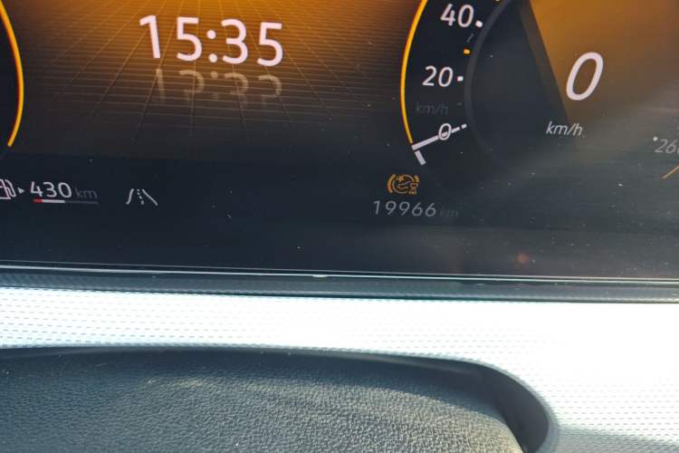 Used Volkswagen Lamando 2025 Lavida L 280TSI DSG Cool & Spicy Edition Odometer Close Up