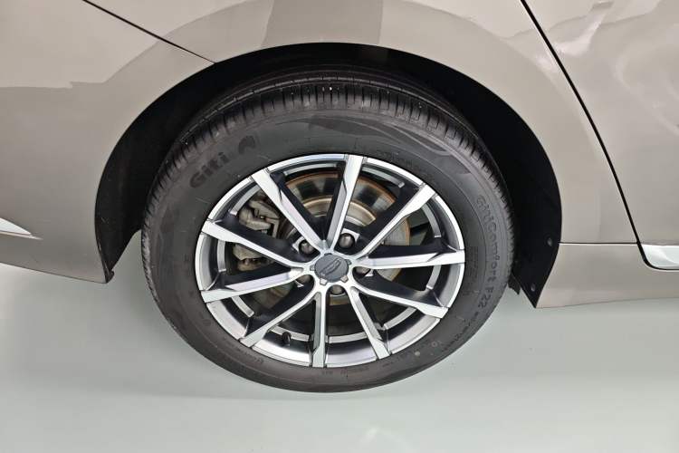 Used Geely Auto Emgrand GT 2021 1.8T Flagship Edition
