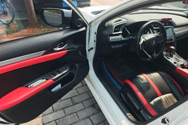 Used Honda Civic 2016 220TURBO CVT Luxury Edition