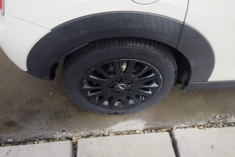 Used MINI 2015 1.5T COOPER Fun Five-Door Edition
