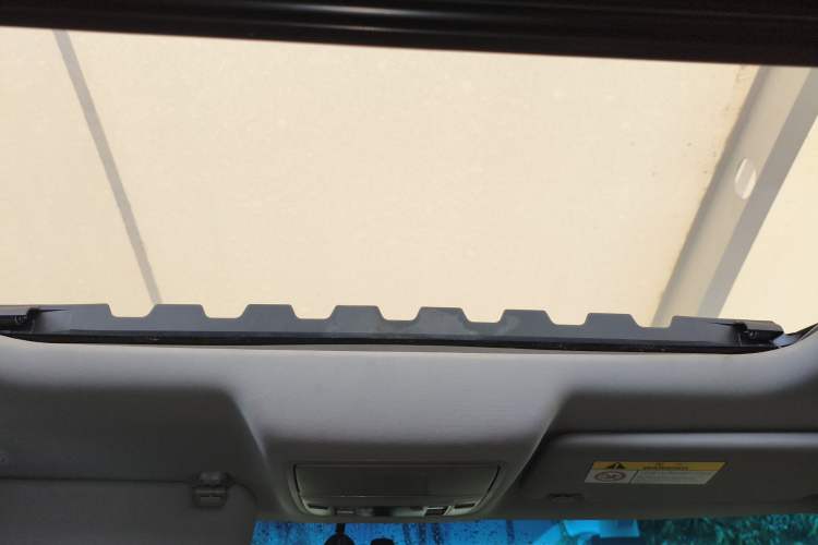 Used Acura CDX 2016 1.5T Two-Wheel Drive Deluxe Edition Headliner