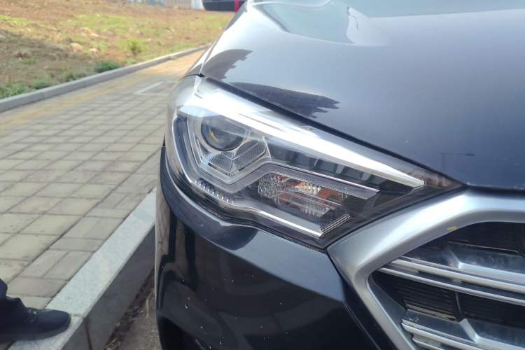 Used Sinotruk VGV U70 2020 1.5T Manual Elite Sunroof Version 7 Seats
