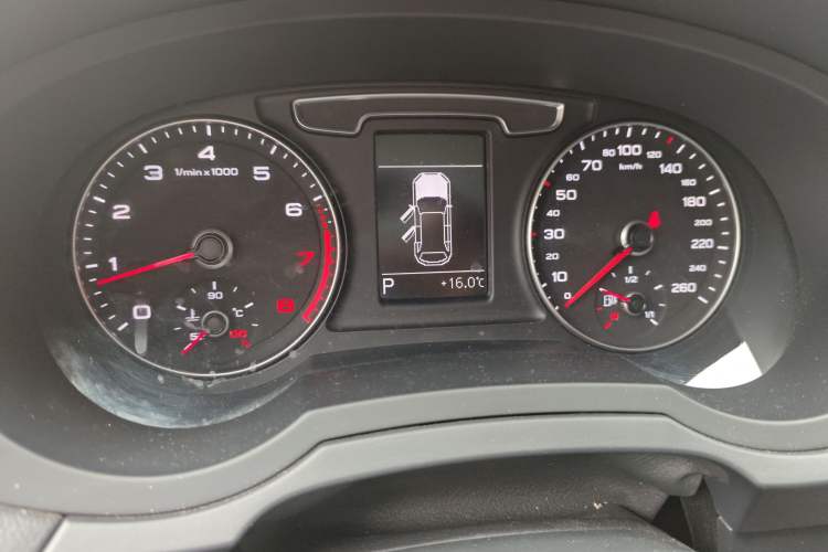 Used Audi Q3 2018 30th Anniversary Edition 30 TFSI Fashion Model