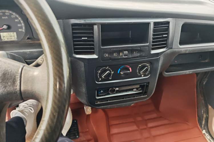 Used Wuling Zhiguang 2013 1.0L Practical Version
