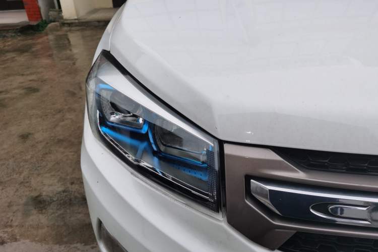 Used CHANGAN CS75 2017 Shangku Edition 1.5T Manual ZhiXiang Model
