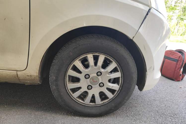 Used Wuling Rongguang V 2016 1.5L Standard Version