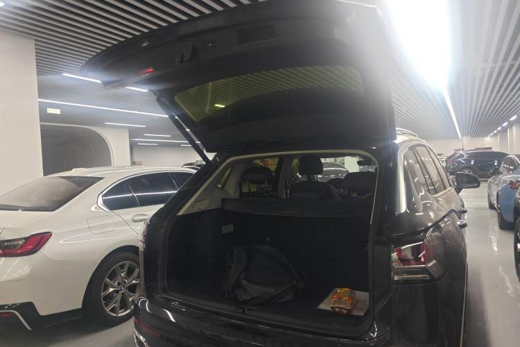 Used Volkswagen Tayron GTE Plug-in Hybrid 2023 280TSI Luxury Plus Advanced Edition Trunk