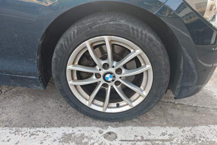 Used BMW 1 Series 2013 Facelifted 118i Leading Edition
